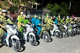 Công an Cà Mau giữ vững an ninh trật tự cho ngày hội lớn của toàn dân