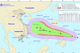 Sát tết Dương lịch, bão Phanfone lăm le vào biển Đông