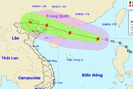  Bão số 4 giật cấp 10 trên biển Đông
