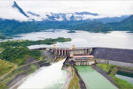 Chiều 6-10, thủy điện Tuyên Quang xả lũ