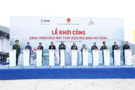 Khởi công nhà máy thủy điện Hòa Bình mở rộng hơn 9.000 tỉ