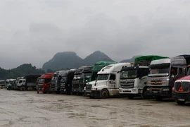 Bộ Công Thương thông tin về tình trạng ùn ứ hàng nghìn xe ở cửa khẩu biên giới