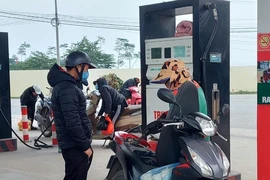 Ngày mai, giá xăng sẽ tăng bao nhiêu?