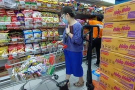Giá hàng loạt mặt hàng nhập khẩu tăng mạnh