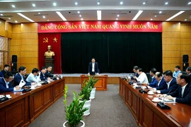 Bộ Công Thương họp với các tập đoàn lớn về cấp than cho điện, đạm
