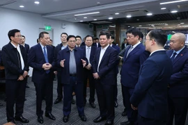 Thủ tướng làm việc với EVN, yêu cầu không để thiếu điện
