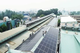 Giải pháp nào để phát triển điện mặt trời áp mái?
