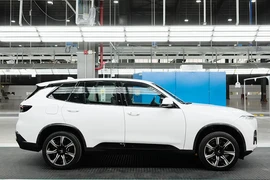 Tỉ lệ nội địa hoá ô tô con chạy xăng của Việt Nam chỉ khoảng 10%