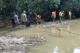 Vỡ ao cá ở Lào Cai, 2 vợ chồng bị nước cuốn mất tích
