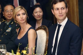 Nhà con rể ông Trump bị chỉ trích vì 'rao bán' visa Mỹ