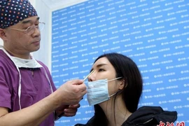 Sinh viên Trung Quốc đổ xô đi phẩu thuật thẩm mỹ
