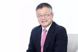 Singapore trục xuất giáo sư gốc TQ vì làm gián điệp