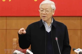 'Tất cả bình đẳng trước pháp luật, công-tội phân minh'