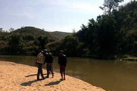 Nổ mìn đánh cá, 2 người thương vong