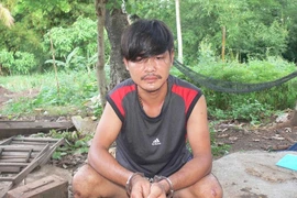 Dùng gác xép làm nơi chế tạo súng để bán