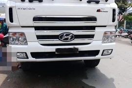 Bé 9 tuổi bị xe ben cán tử vong
