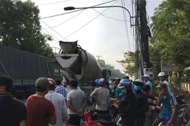Mẹ khóc thảm bên thi thể con gái 6 tuổi ở Bình Dương