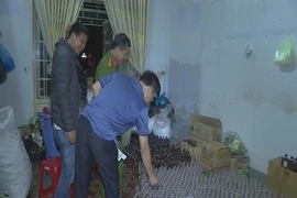 Đặt in tem chống hàng giả dán vào thảo dược không rõ nguồn gốc