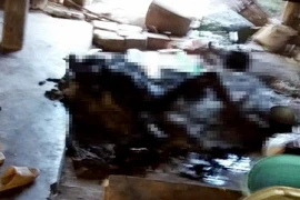 1 phụ nữ chết cháy vì quấn chăn ngủ cạnh bếp lửa