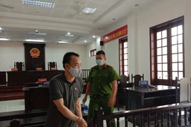 Bị cáo khai bị chủ nợ dọa giết nên làm liều