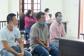 Tòa nghi bỏ lọt đồng phạm trong vụ gây ô nhiễm môi trường