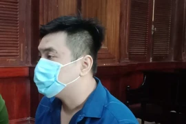 Tài xế Mercedes đồng ý bán căn hộ để bồi thường