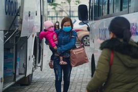 79 chuyến xe miễn phí đưa 3.000 công nhân về quê đón Tết