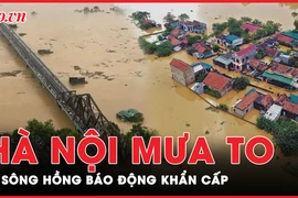 Hà Nội mưa trắng trời, lũ trên sông Hồng vượt ngưỡng báo động 2, cảnh báo khẩn cấp