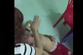Trẻ bị bạo hành: Tổn hại và di chứng khủng khiếp 