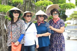 Bộ trưởng lo lắng vì lượng khách Trung Quốc giảm