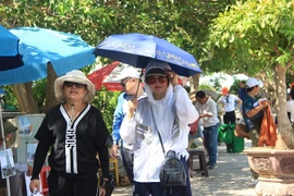 Du lịch Đà Nẵng phải tránh phụ thuộc khách Hàn và Trung