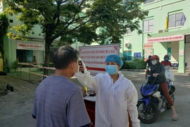 Đà Nẵng: 1 trung tâm y tế quận tạm dừng đón BN vì COVID-19