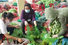 Đà Nẵng đề xuất mở lại chợ truyền thống, cửa hàng tạp hóa