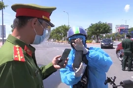 Người dân Đà Nẵng được cấp và sử dụng mã QR Code để tham gia các hoạt động 