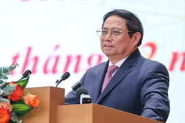 Giải quyết dứt điểm thiếu thuốc, vật tư y tế khiến người bệnh phải mua ngoài
