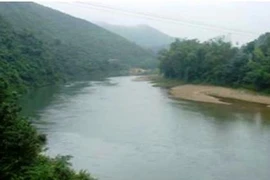 Dạy cháu tập bơi, cả hai chú cháu chết đuối thương tâm