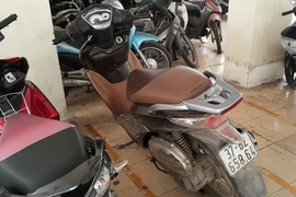Bóp cổ công an để... giải vây cho em trai 