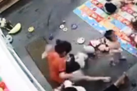 Trưởng phòng nói về vụ cô giáo mầm non đánh trẻ
