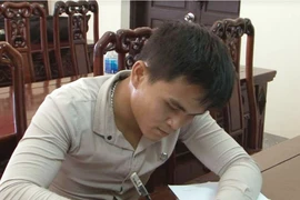 Khởi tố thanh niên hút cát trộm trên sông