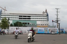 Bịt đường giao thông để xây bệnh viện cổ phần