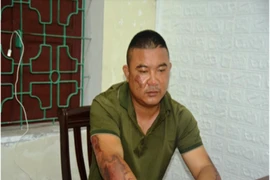Tưới xăng đốt nhà bạn gái, làm bỏng 5 người