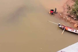 Đau lòng khi phát hiện thi thể nữ cử nhân dưới sông Lam