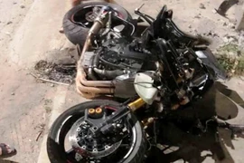 Xe Yamaha R6 đâm vào cột viễn thông, nam thanh niên tử vong