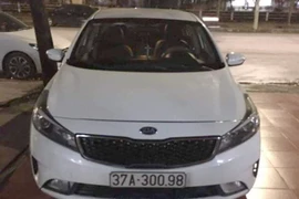 Bắt 4 người liều lĩnh trộm xe ô tô đỗ bên đường