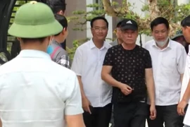 Thưởng 'nóng' vụ bắt đại gia bắn chết 2 người trước biệt thự 