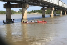 Tìm thấy thi thể cô gái mất tích trên sông Lam