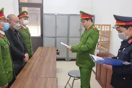 1 giám đốc công ty xây dựng bị bắt về tội trốn thuế