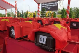 Lấy mẫu ADN, an táng 103 hài cốt liệt sĩ hy sinh tại Lào 