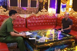 Khởi tố 15 người tàng trữ, sử dụng ma túy khi dự sinh nhật trong quán karaoke
