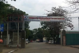 Khám xét nơi làm việc của Phó giám đốc Trung tâm đăng kiểm xe cơ giới Nghệ An